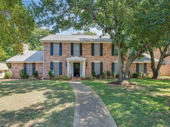 3904 Ashbury Ln, Bedford, TX 76021