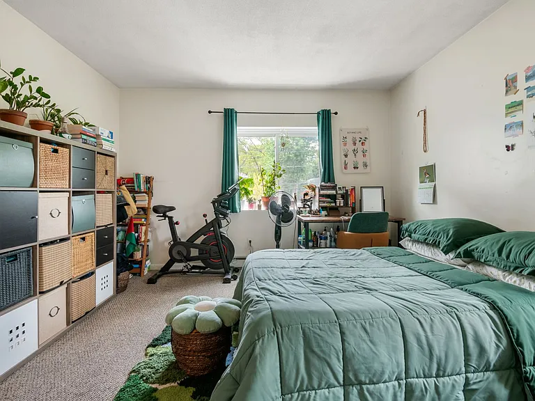 2 Larose Pl #10 — Photo 13