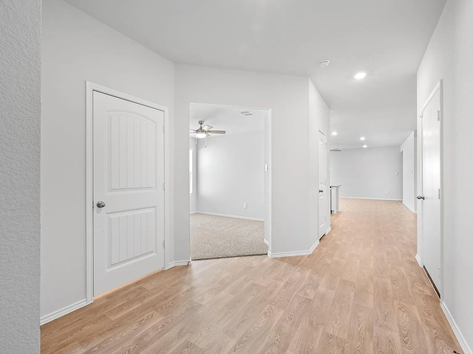 4 bed, 3.0 bath, 2034 sqft, $2,250 — Photo 3