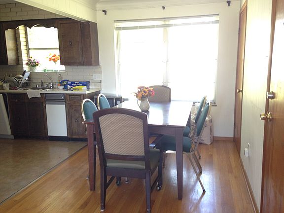 5th image of 7565 Flora Ave