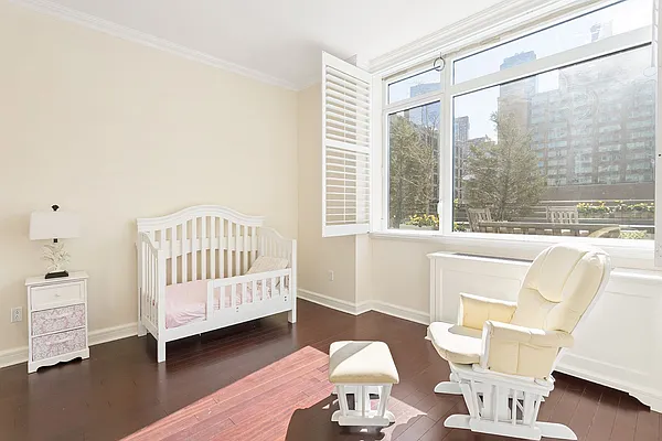Sold by BLU Real Estate | media 12