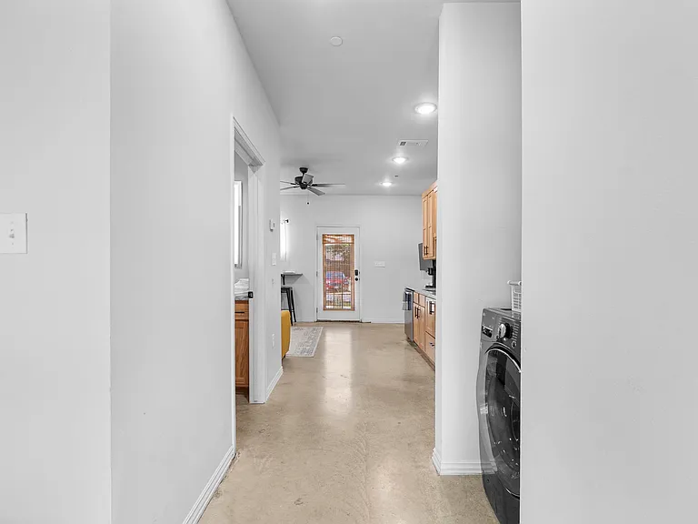 510 N 8th St #523 — Photo 24