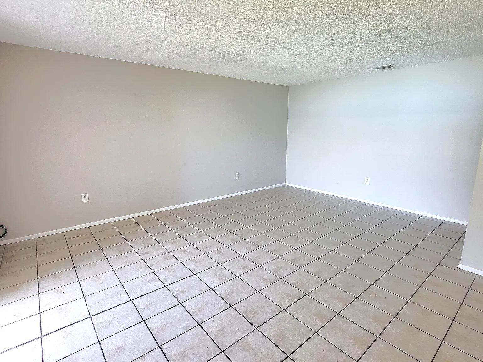 4130/4132/4134 Washington Avenue - 4130 — Photo 3