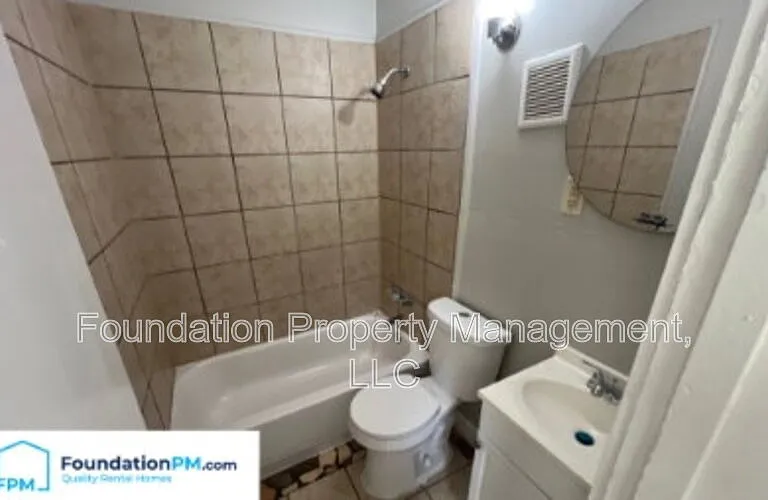 701 E Alston Ave — Photo 16