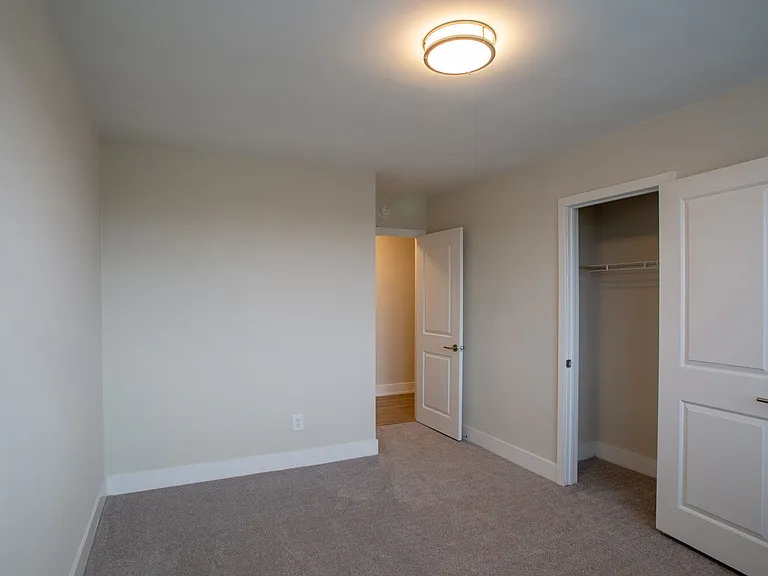 Chestnut Terrace Apartments — Photo 11
