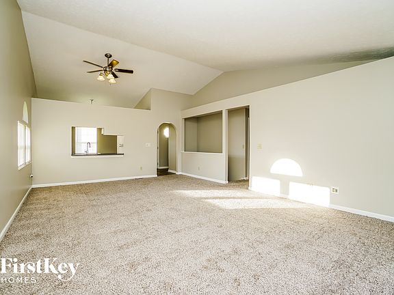 4th image of 230 Monarch Dr