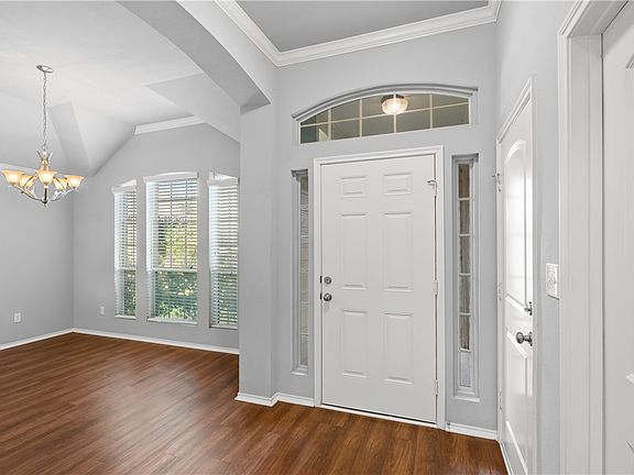 3rd image of 2530 Elkhorn Trl