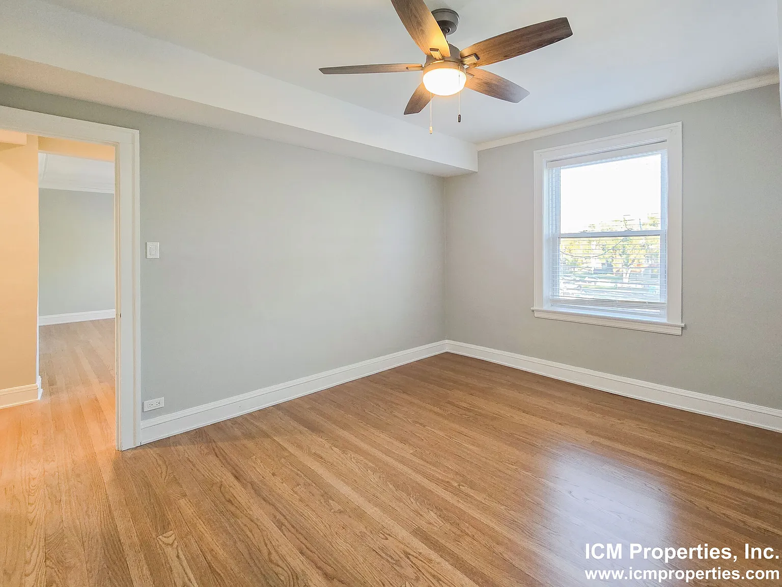 2 bed, 965 sqft, $2,895 — Photo 3
