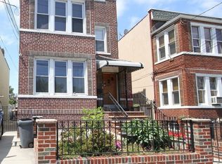 5808 69th Pl, Maspeth, NY 11378
