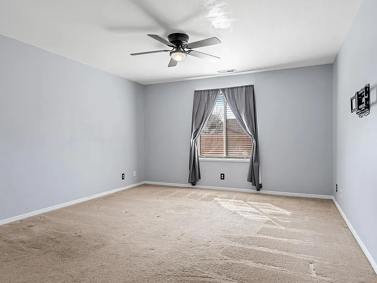 1509 W 750th St N #4 — Photo 13