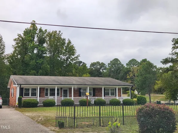 746 Palestine Rd, Linden, NC 28356