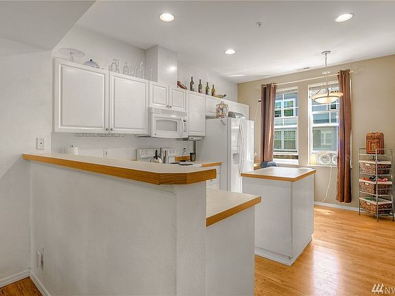 3rd image of 23211 60th Pl S #5-6