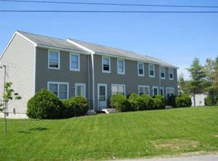 92 Glenwood Dr, Bangor, ME 04401