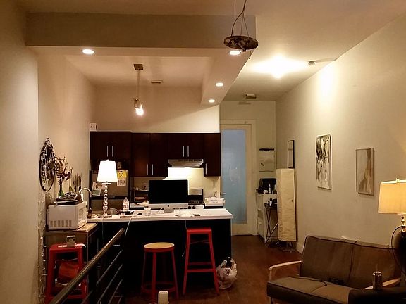 4th image of 251 Stockholm St APT 1R