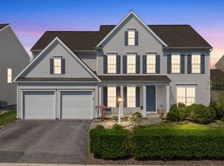 107 Stone Run Dr, Mechanicsburg, PA 17050
