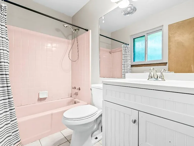 5574 Houston Dr — Photo 11