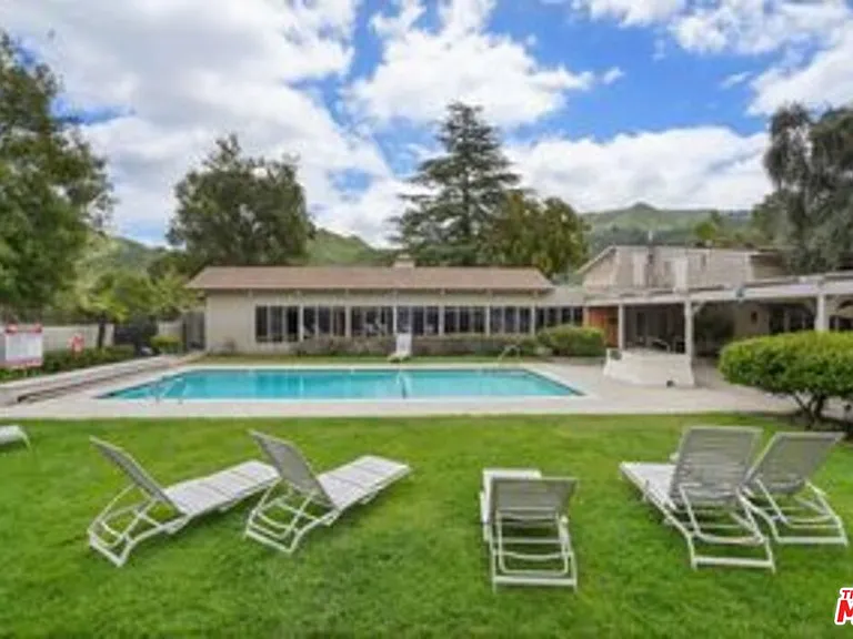 30473 Mulholland Hwy #206 — Photo 29