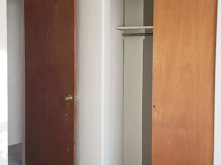 1014-1016 E. Columbia Street — Photo 14
