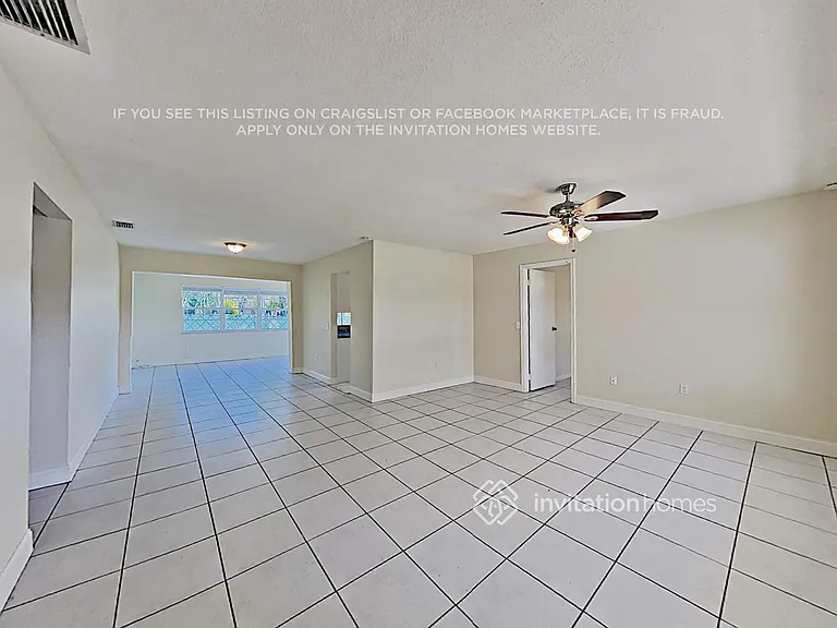 10641 NW 27th Ct — Photo 3
