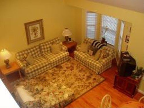 4th image of 102 Barclay Dr