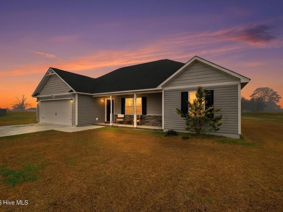 1st image of 216 Trophy Ridge Drive