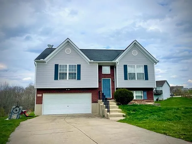 10283 Manassas Ct photo 1