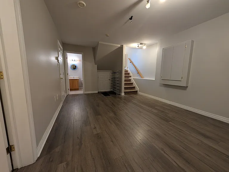 14 Stone Hill Pl — Photo 21