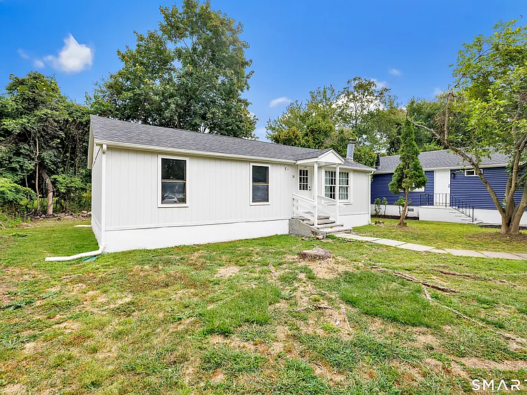30 Crescent Park Rd — Photo 2
