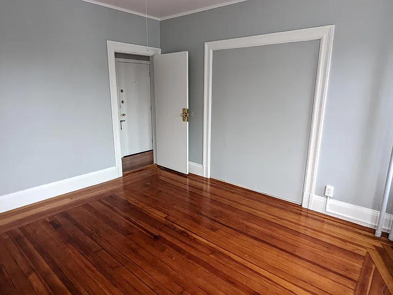 310 Faneuil St — Photo 8