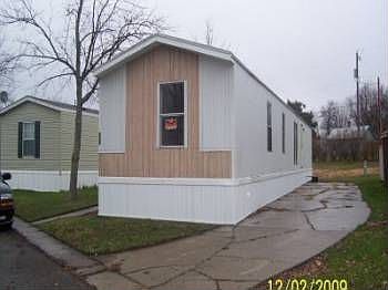 1st image of 225 Muskingum Trl
