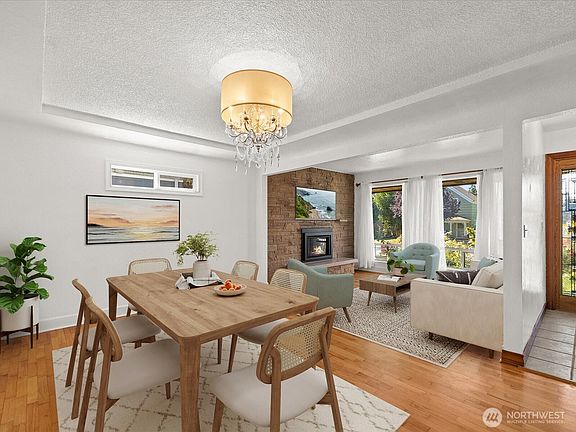 4th image of 1035 Oakes Ave