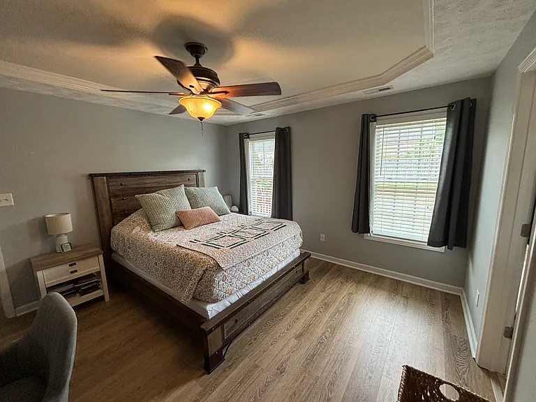 4608 Crystobal Rd — Photo 8