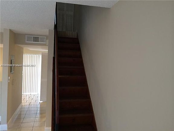 4th image of 5093 W 12th Ln #D-4