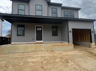 260 W Academy St, Clayton, NJ 08312
