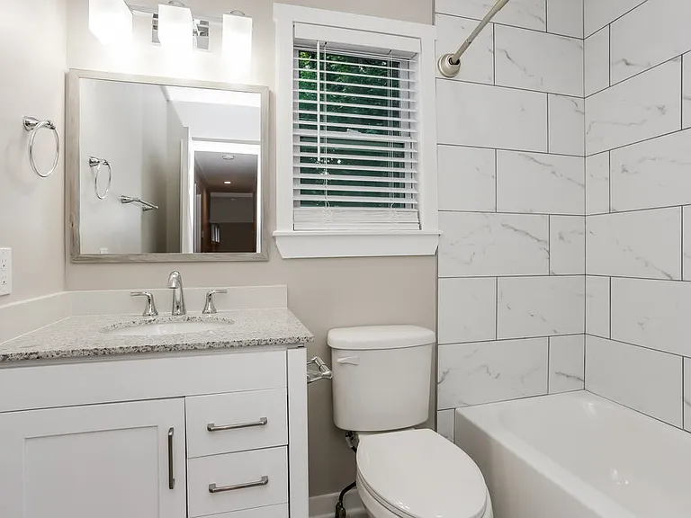 2661 Deerfield Cir — Photo 17