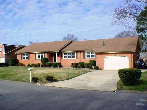 1st image of 637 Lord Dunmore Dr