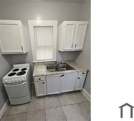 140 E 5th St #2