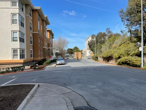 101 Crescent Way Photo 1