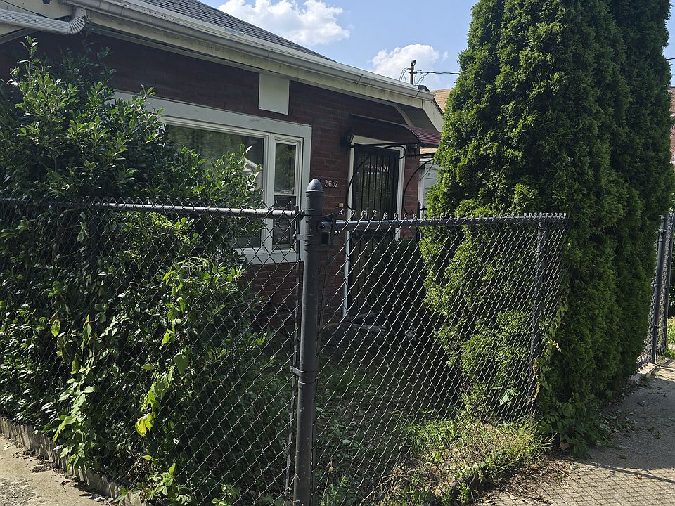 1st image of 2652 E 11th St