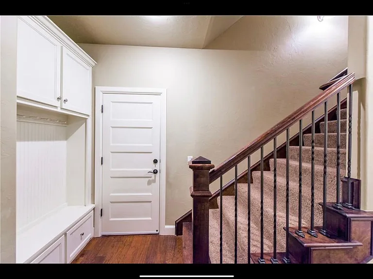 4017 Redmont Ct — Photo 31