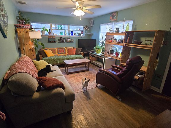 5th image of 103 Mandalay Ln