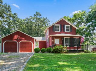 74 Toilsome Ave, Norwalk, CT 06851