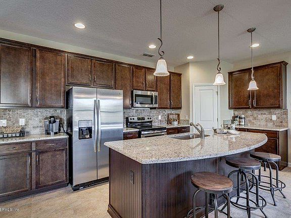 5th image of 2453 Caney Oaks Dr E
