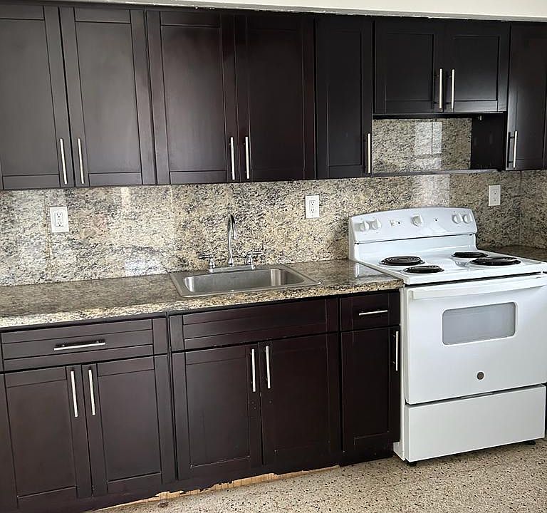 1st image of 575 SW 57th Ave APT 3