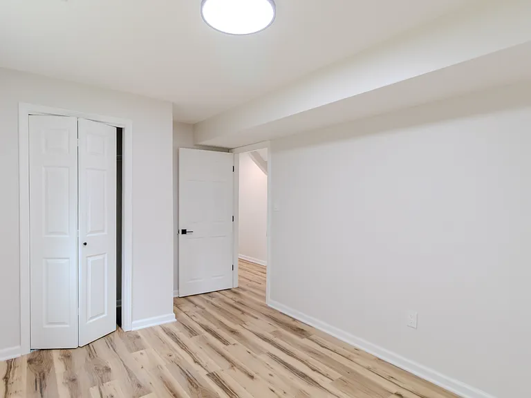6530 E 3rd Ave — Photo 23