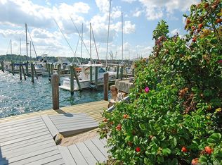 4 Northwest St #B40, Stonington, CT 06378