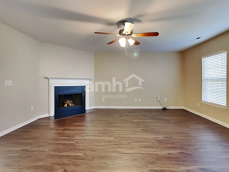 213 Pine Hall Dr — Photo 9