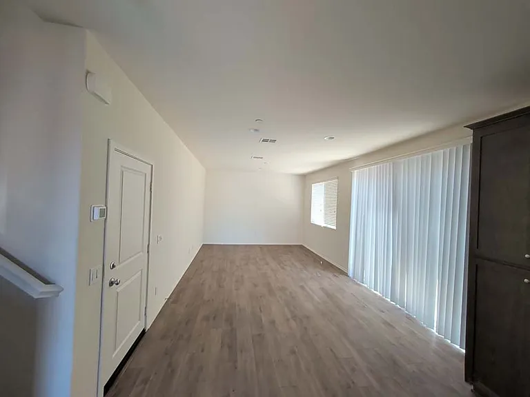 295 Fuerte Dr — Photo 32