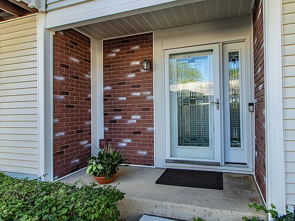 2nd image of 1021 Stockton Ct