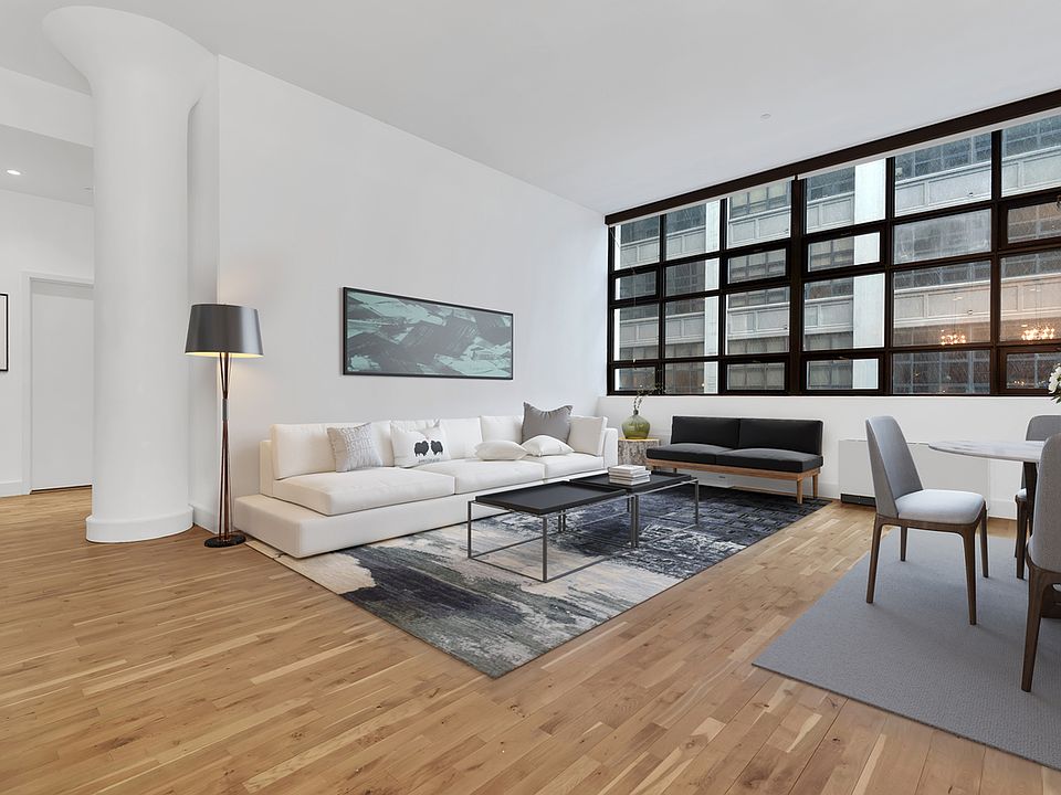 1st image of 360 Furman St APT 743